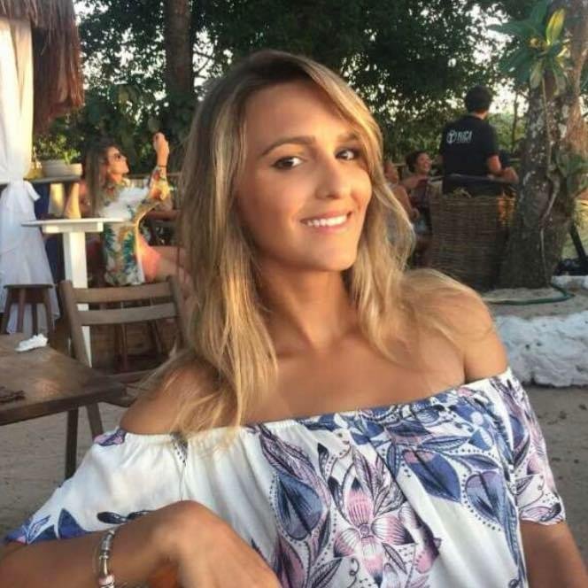 Aline de Haes